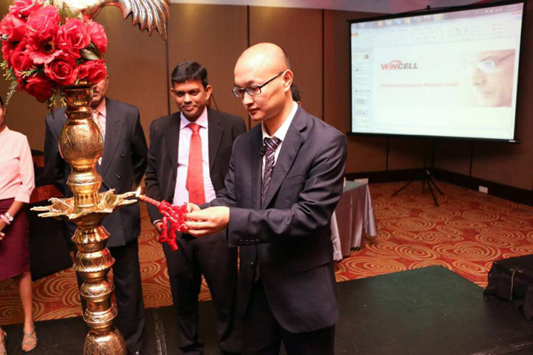 贏勝節(jié)能 橡塑保溫材料 復(fù)合橡塑保溫材料 橡塑保溫管 橡塑保溫板 贏勝節(jié)能 橡塑保溫材料 復(fù)合橡塑保溫材料 橡塑保溫管 橡塑保溫板